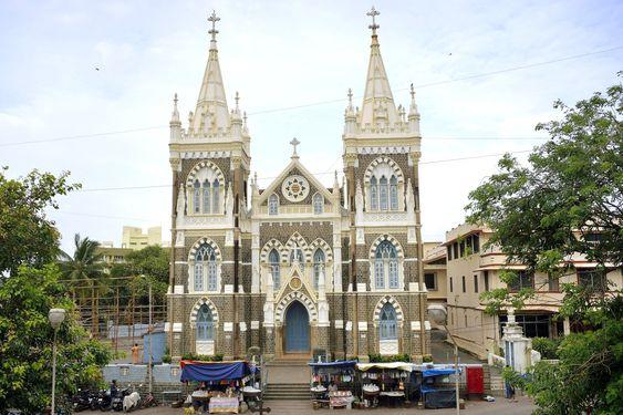 Mount Mary Basilica.jpg