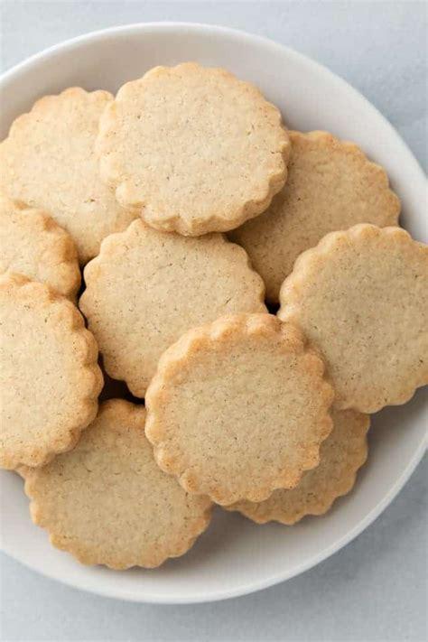 Cardamom Cookies, Baked by an Introvert