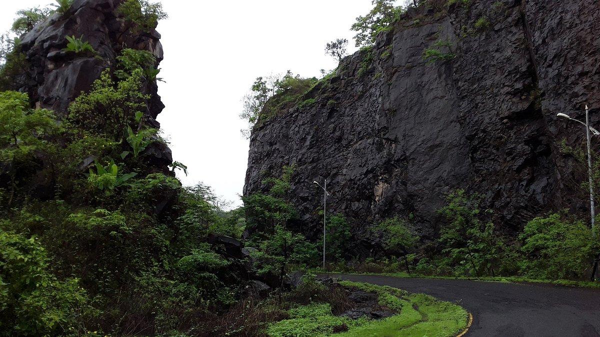 Kharghar Hills Navi Mumbai.jpg