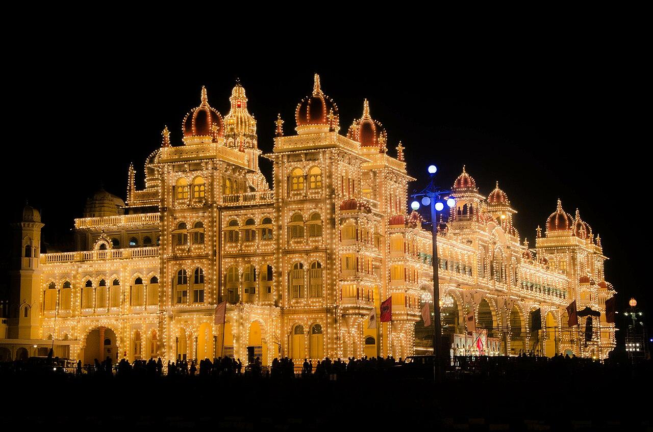 Mysore_Palace_(8113480008).jpg